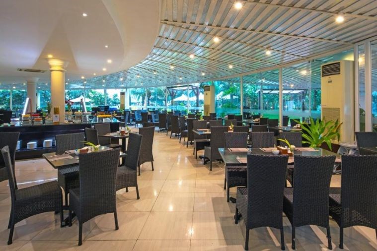 The Sailing Bay Beach Resort Phan Thiết